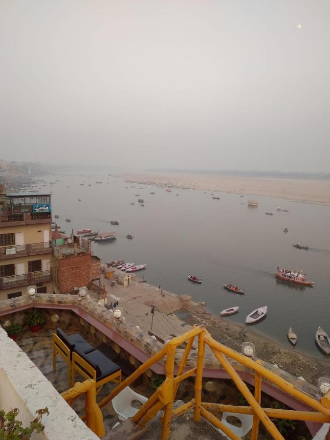 Shiva Ganges View Guest House Varanasi Bagian luar foto
