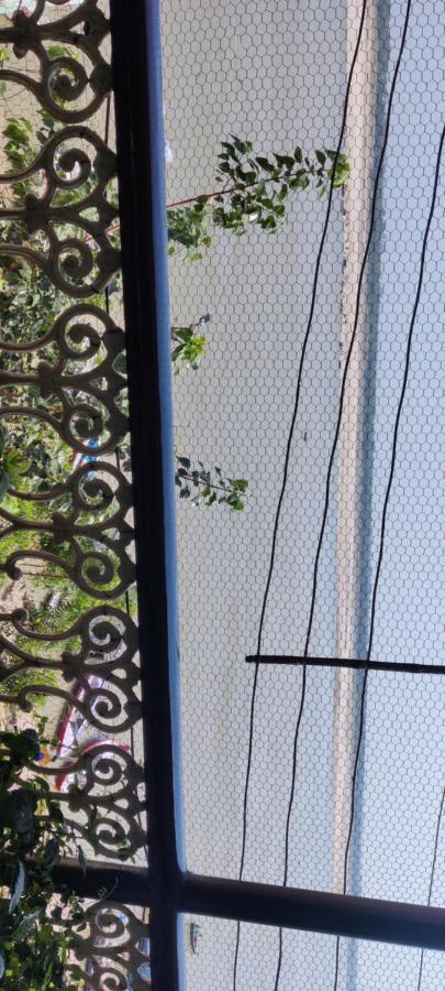 Shiva Ganges View Guest House Varanasi Bagian luar foto