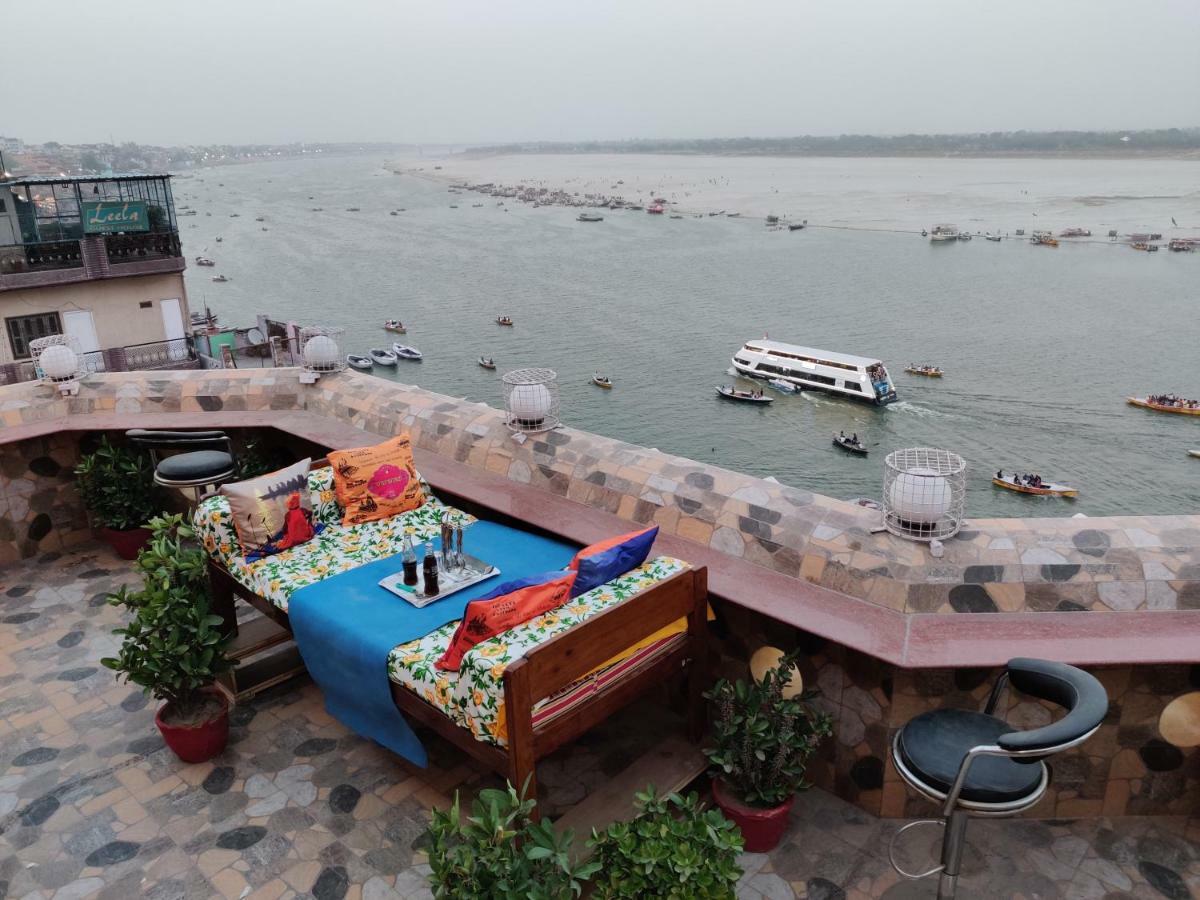Shiva Ganges View Guest House Varanasi Bagian luar foto